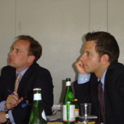 008-ISC_2004_audience.jpg