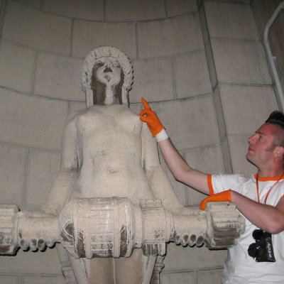 Guests And Housing In Tank8