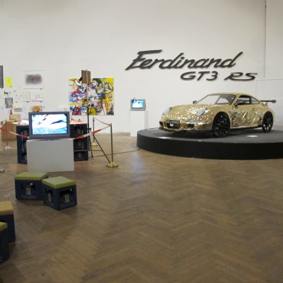 2011-etoy-wien-metamart-41.jpg